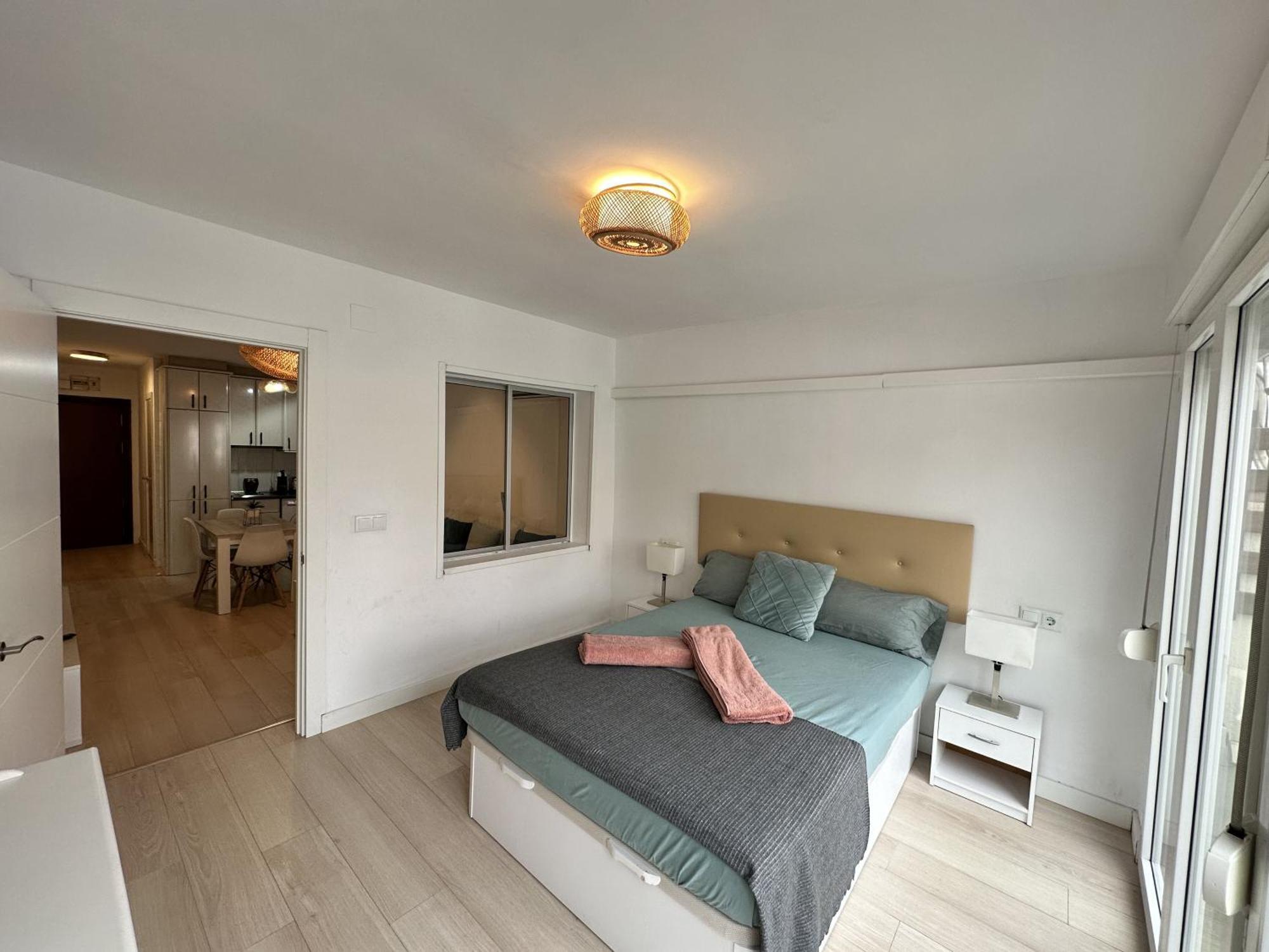 Ver1 - Terraza - 1 Dorm - Wifi - Centro A 100 Metros - Playa A 600 Metros Torremolinos Bagian luar foto
